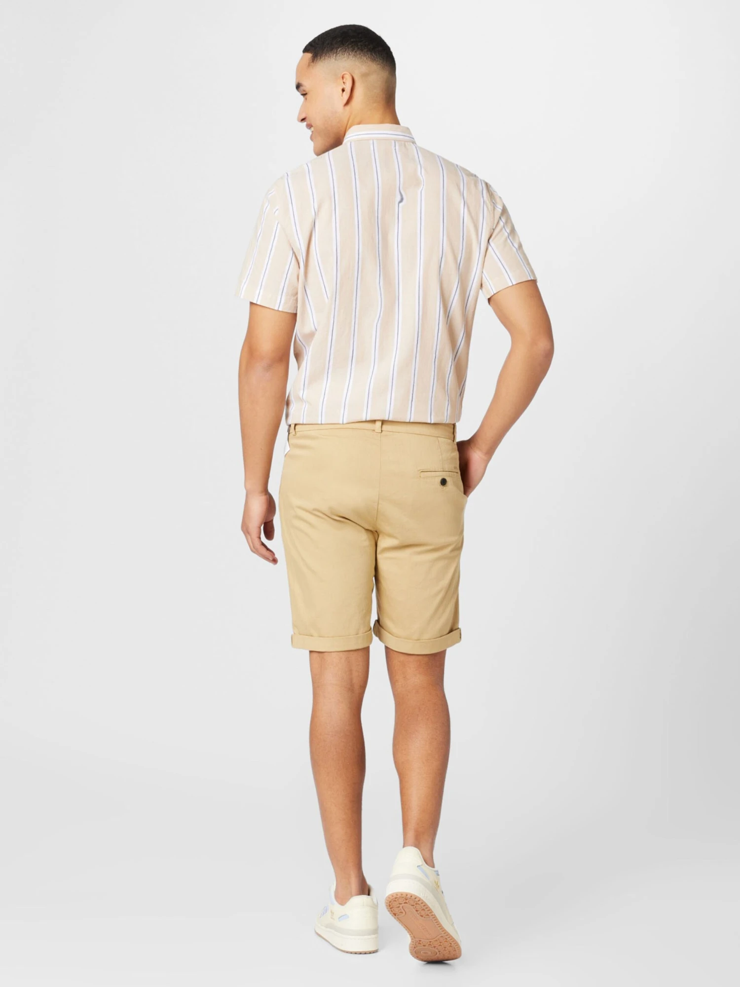 MEXX Shorts Chino Regular Pantalon à Pince Homme Sable 6 MEXX Shorts Chino Regular Pantalon à Pince Homme Sable – Image 4