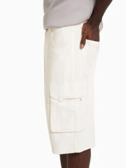 BERSHKA Shorts Cargo Loosefit Jeans Cargo Homme écru 12 BERSHKA Shorts Cargo Loosefit Jeans Cargo Homme écru -Jack & Jones Soldes Boutique 0d82ed34666688c44393a0e7b921ef49