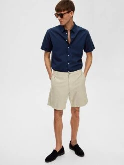 Selected Homme Shorts Chino Regular Pantalon Chino Tilak Homme Gris Clair -Jack & Jones Soldes Boutique 5332a16a6f5c3eaf413ae720d491e06f