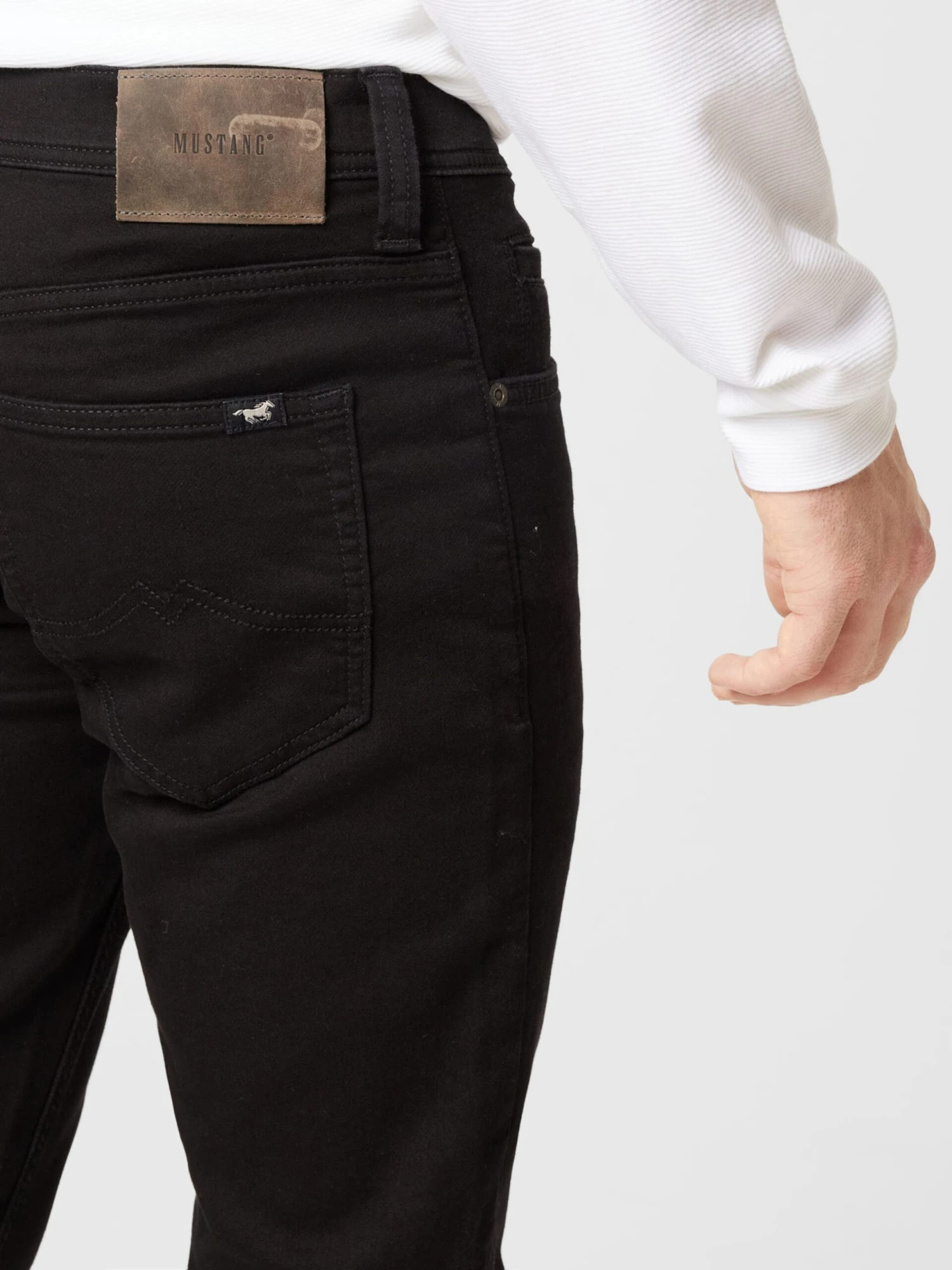 Mustang Tapered Effilé Jean Oregon Homme Noir 7 Mustang Tapered Effilé Jean Oregon Homme Noir – Image 5