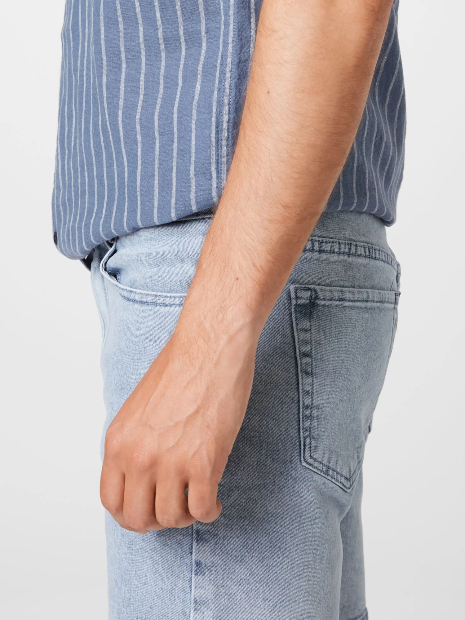 About You Shorts En Jean Regular Jean Denny Homme Bleu 4 About You Shorts En Jean Regular Jean Denny Homme Bleu – Image 2