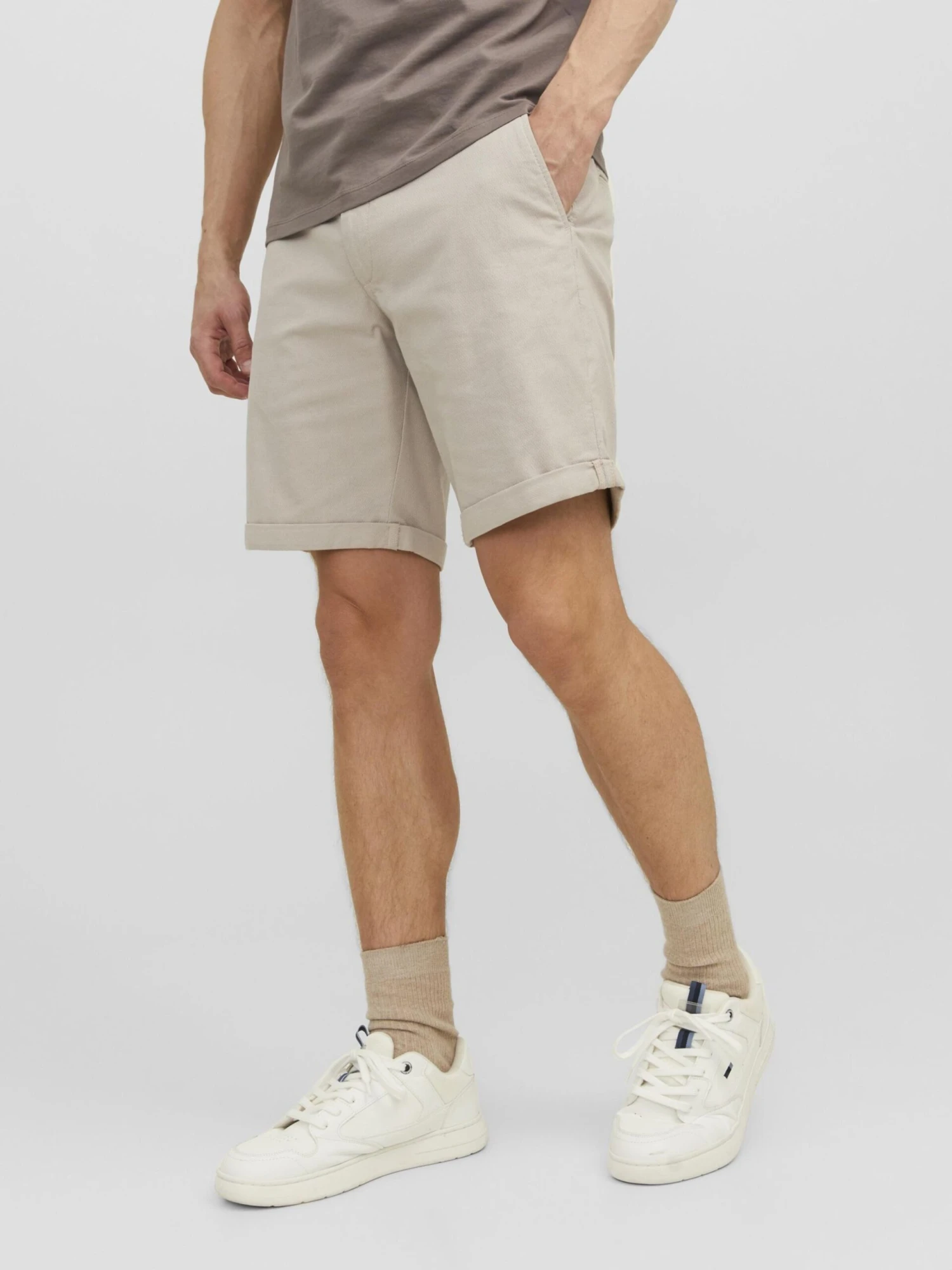 Jack & Jones Shorts Chino Regular Pantalon Chino Fury AKM Homme Greige 5 Jack & Jones Shorts Chino Regular Pantalon Chino Fury AKM Homme Greige – Image 3
