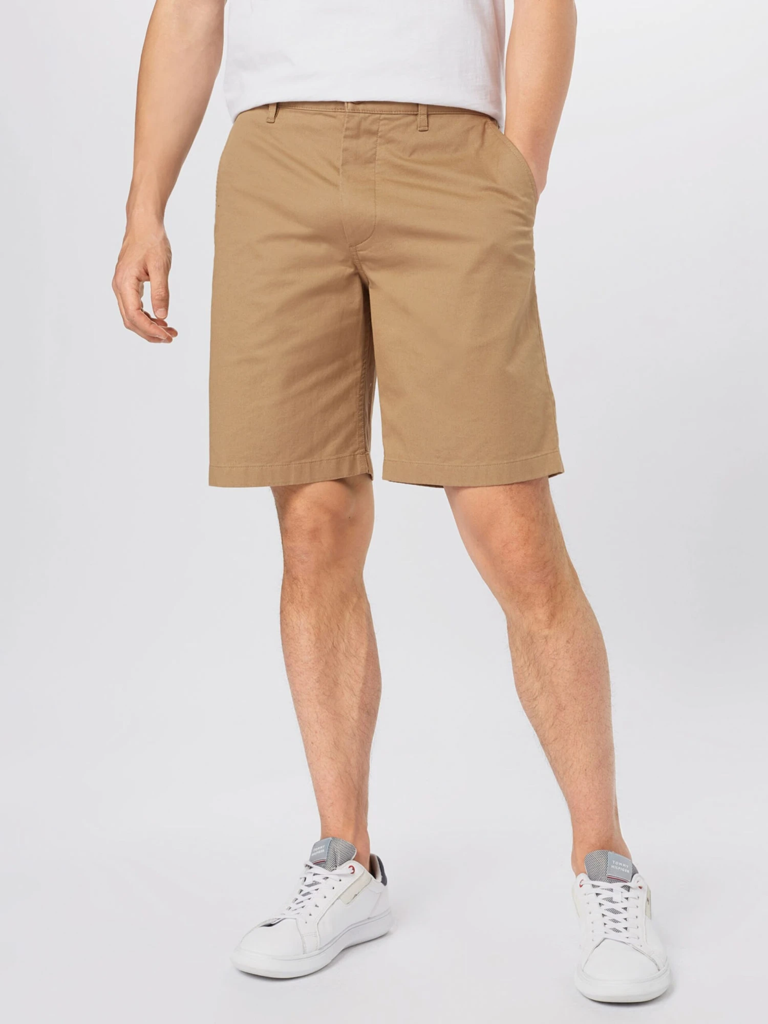 Wood Wood Shorts Chino Regular Pantalon Chino Jonathan Homme Noisette 5 Wood Wood Shorts Chino Regular Pantalon Chino Jonathan Homme Noisette – Image 3