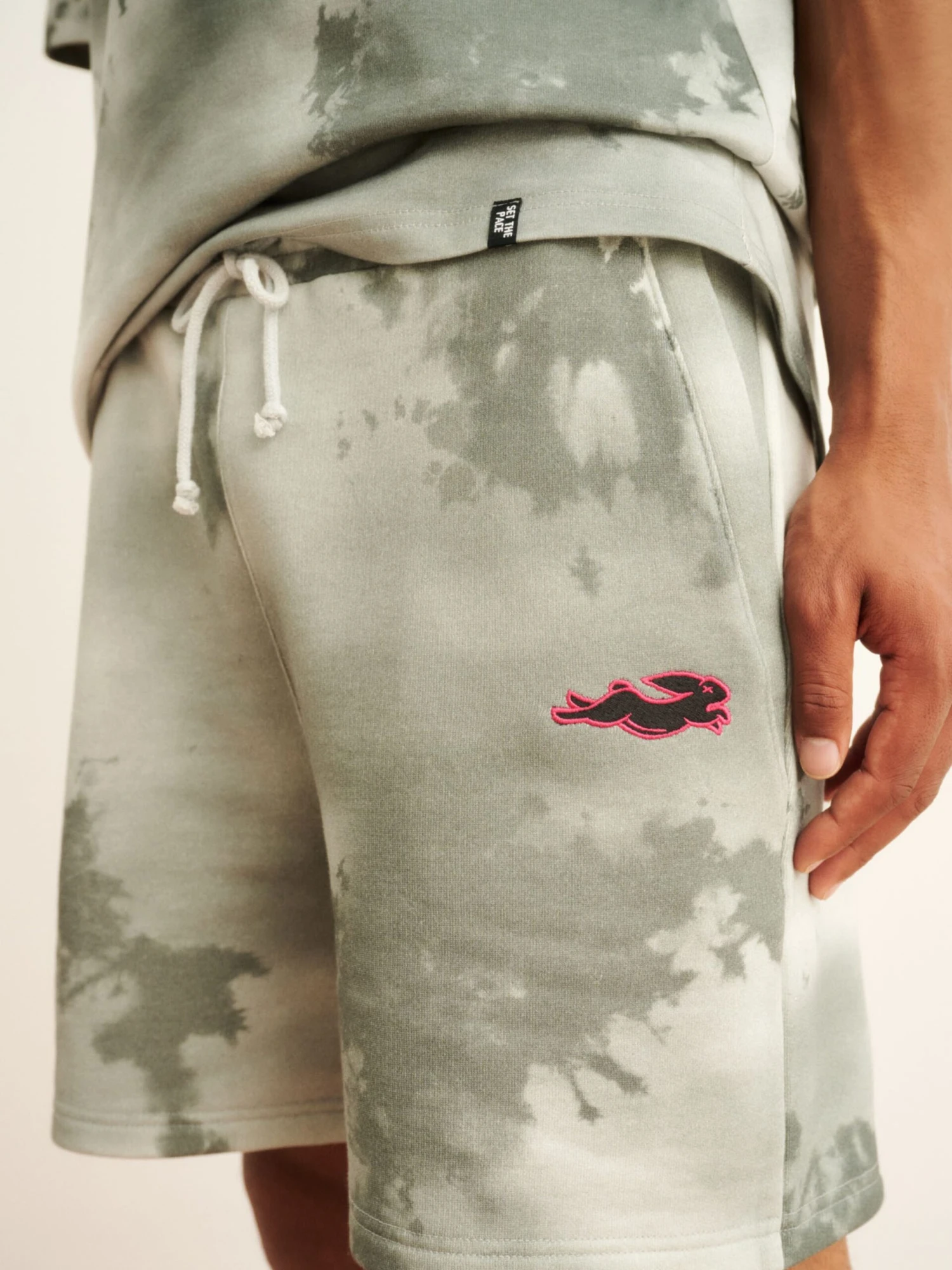 Shorts De Survêtement Regular Pantalon Taha Homme Gris / Gris Clair 7 Shorts De Survêtement Regular Pantalon Taha Homme Gris / Gris Clair – Image 5