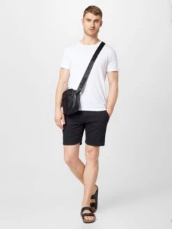 COTTON ON Shorts Chino Regular Pantalon Chino Homme Noir -Jack & Jones Soldes Boutique c5a71c682dca98a891ae697f9a7a6f74