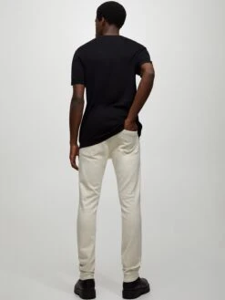 PULL & BEAR Slim Coupe Slim Jean Homme écru 11 PULL & BEAR Slim Coupe Slim Jean Homme écru -Jack & Jones Soldes Boutique f6ee023a827b36dcbde15d19fe30549a