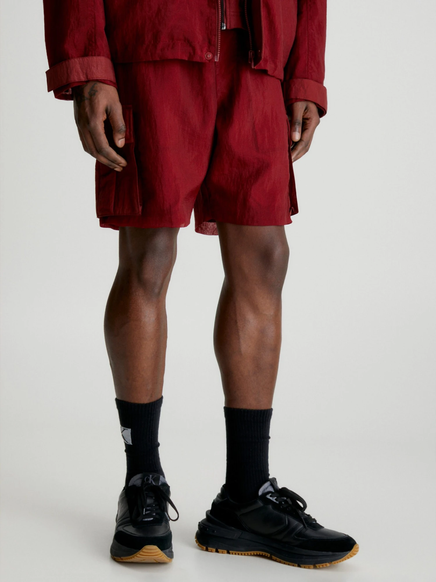 Calvin Klein Jeans Shorts Loosefit Pantalon Homme Rouge Carmin 4 Calvin Klein Jeans Shorts Loosefit Pantalon Homme Rouge Carmin – Image 2