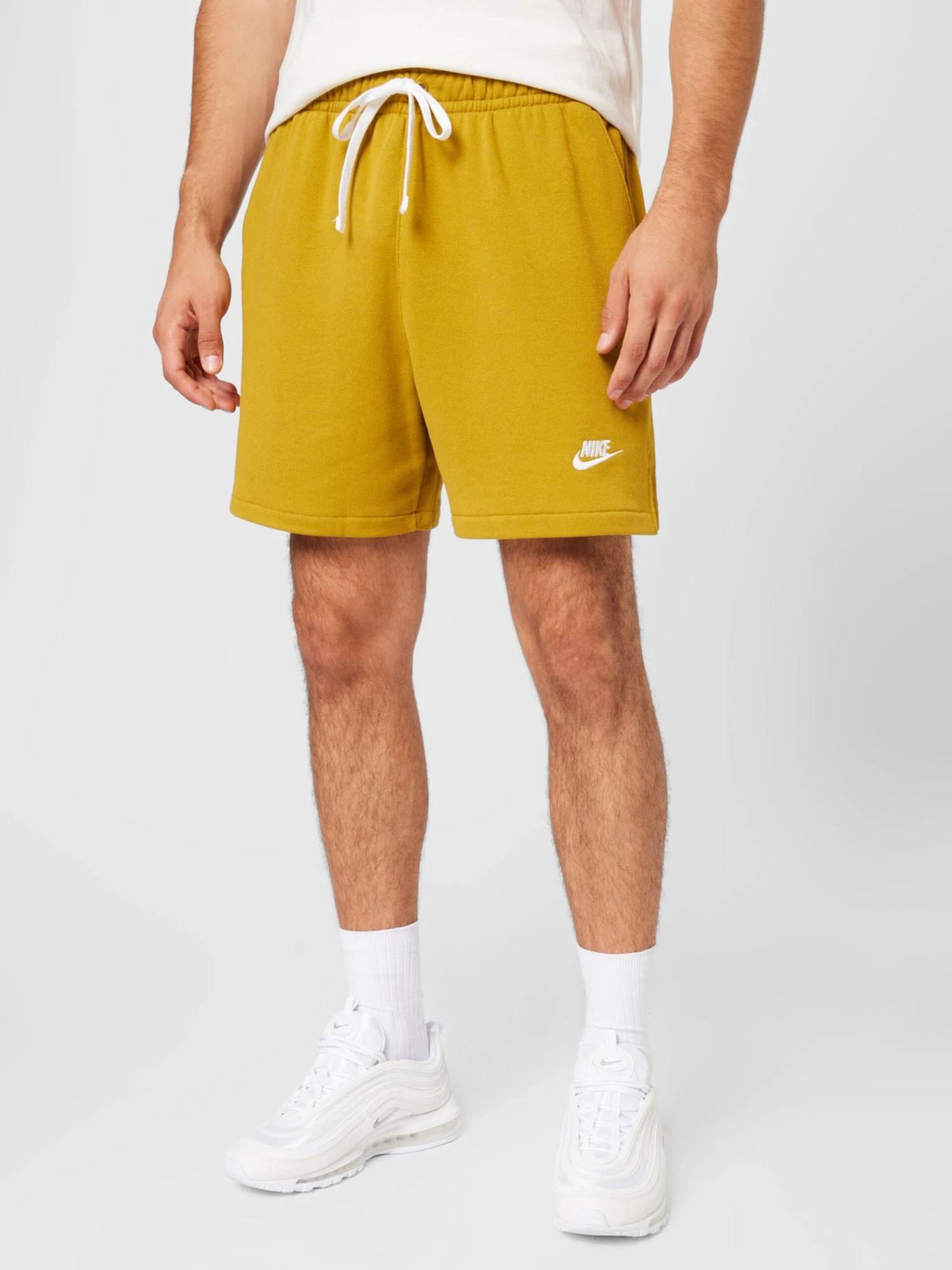 Nike Sportswear Shorts De Survêtement Regular Pantalon Homme Bronze 5 Nike Sportswear Shorts De Survêtement Regular Pantalon Homme Bronze – Image 3